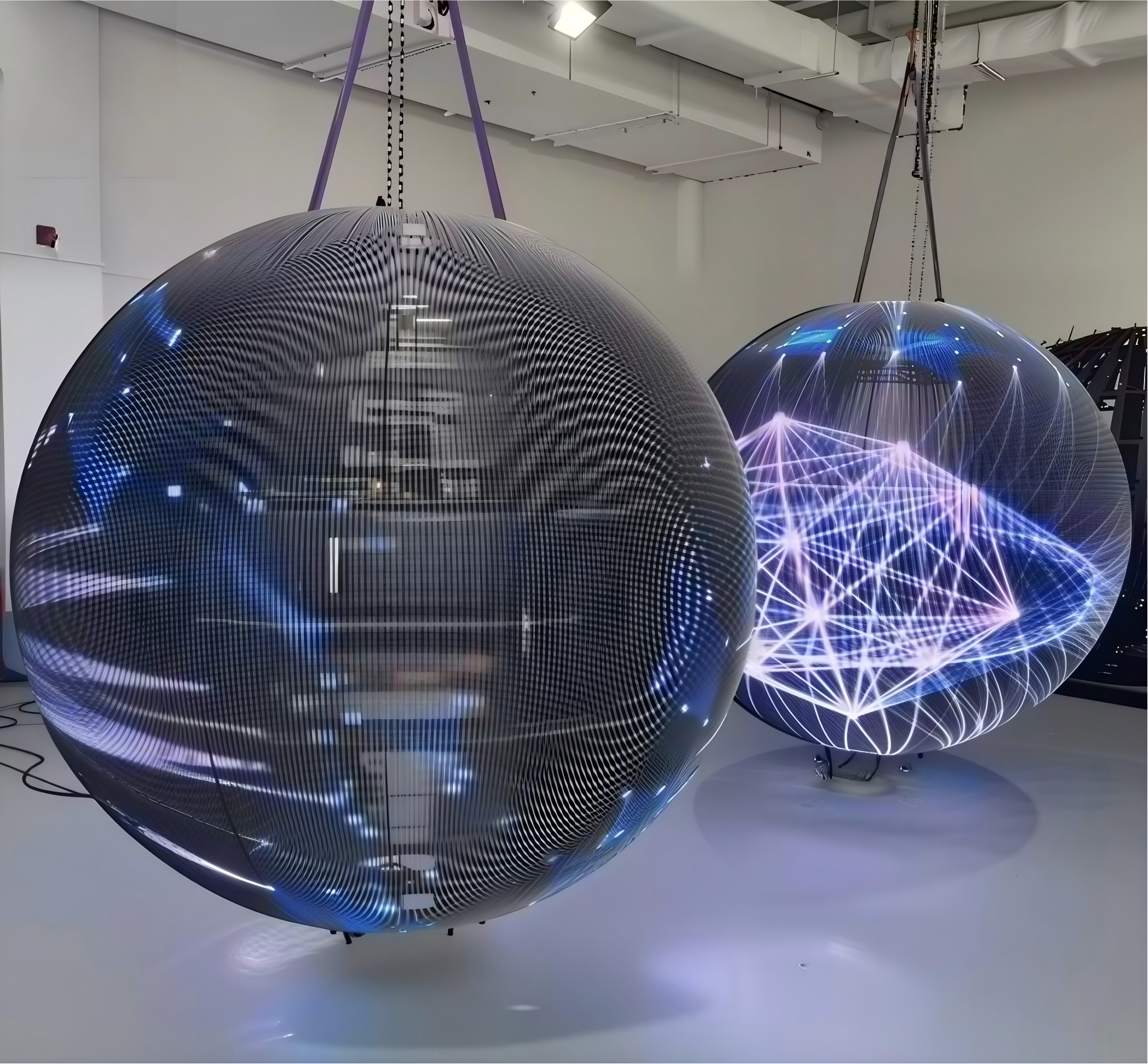 Spherical LED Display Screen